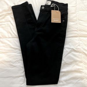 MWT Reformation high rise skinny in black sz 25